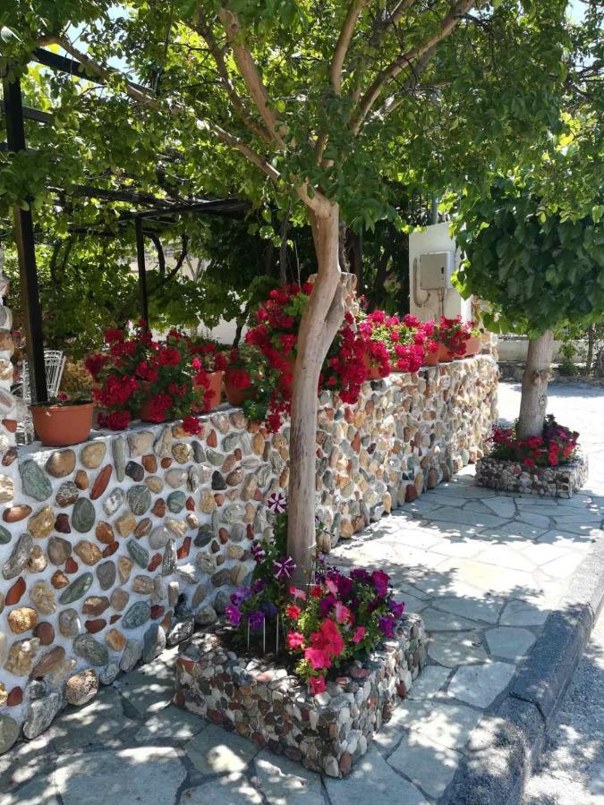 Vasileiou Apartment Kala Nera Exterior photo